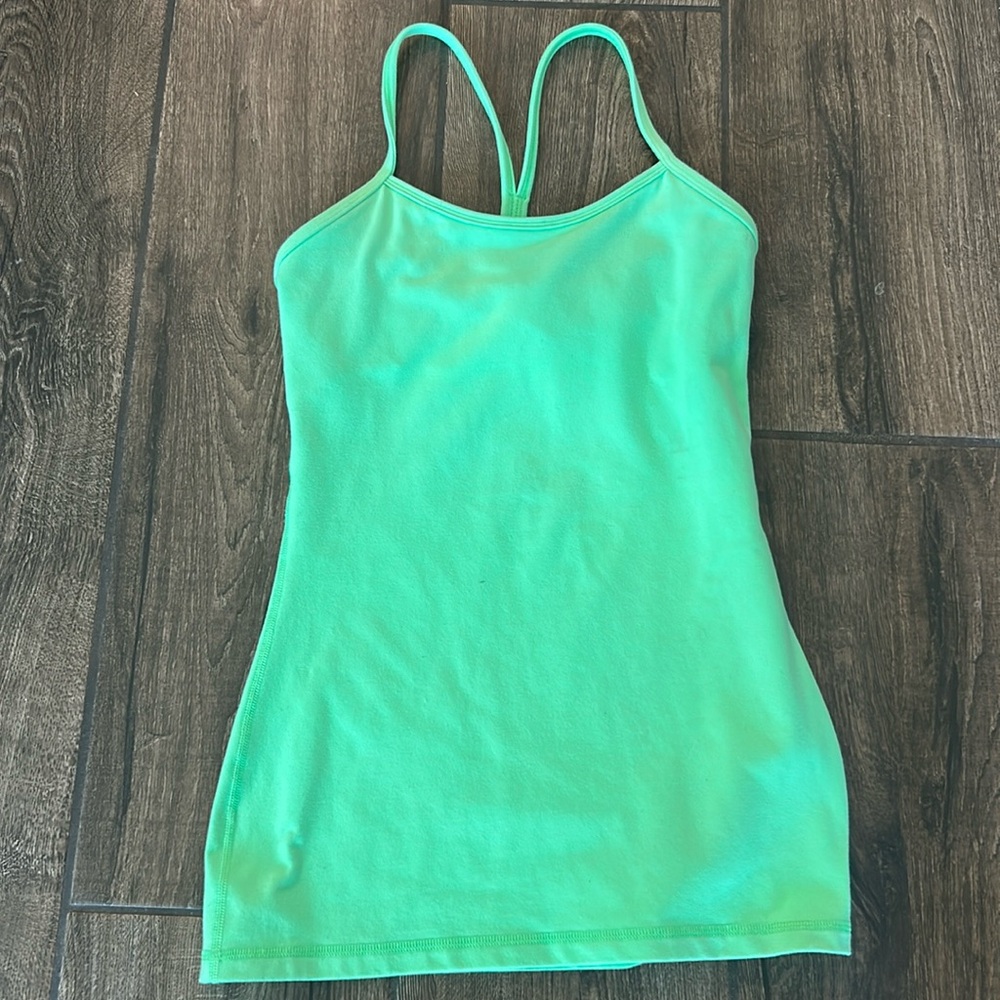 Lululemon yoga tank with built in bra
